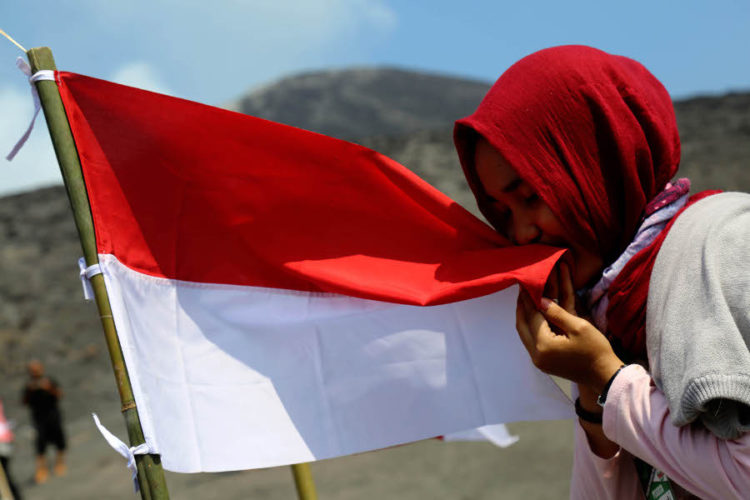 foto bendera merah putih