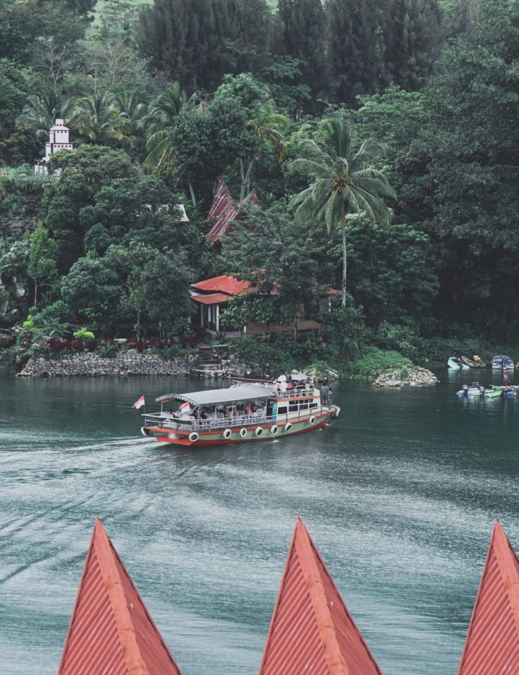 danau toba hari ini