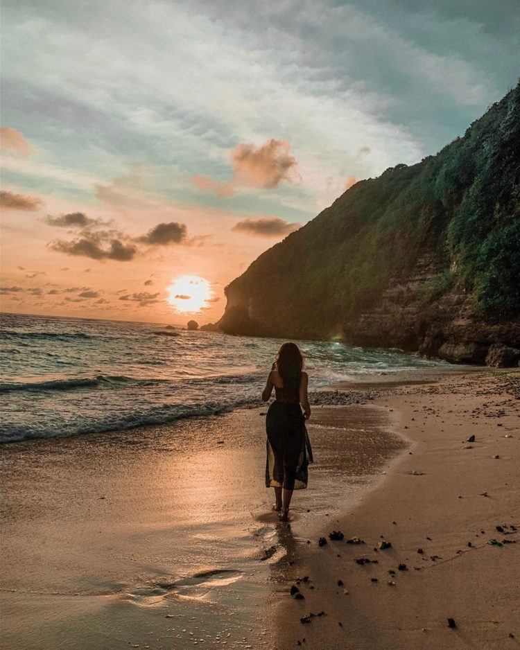 pantai pandawa sore hari