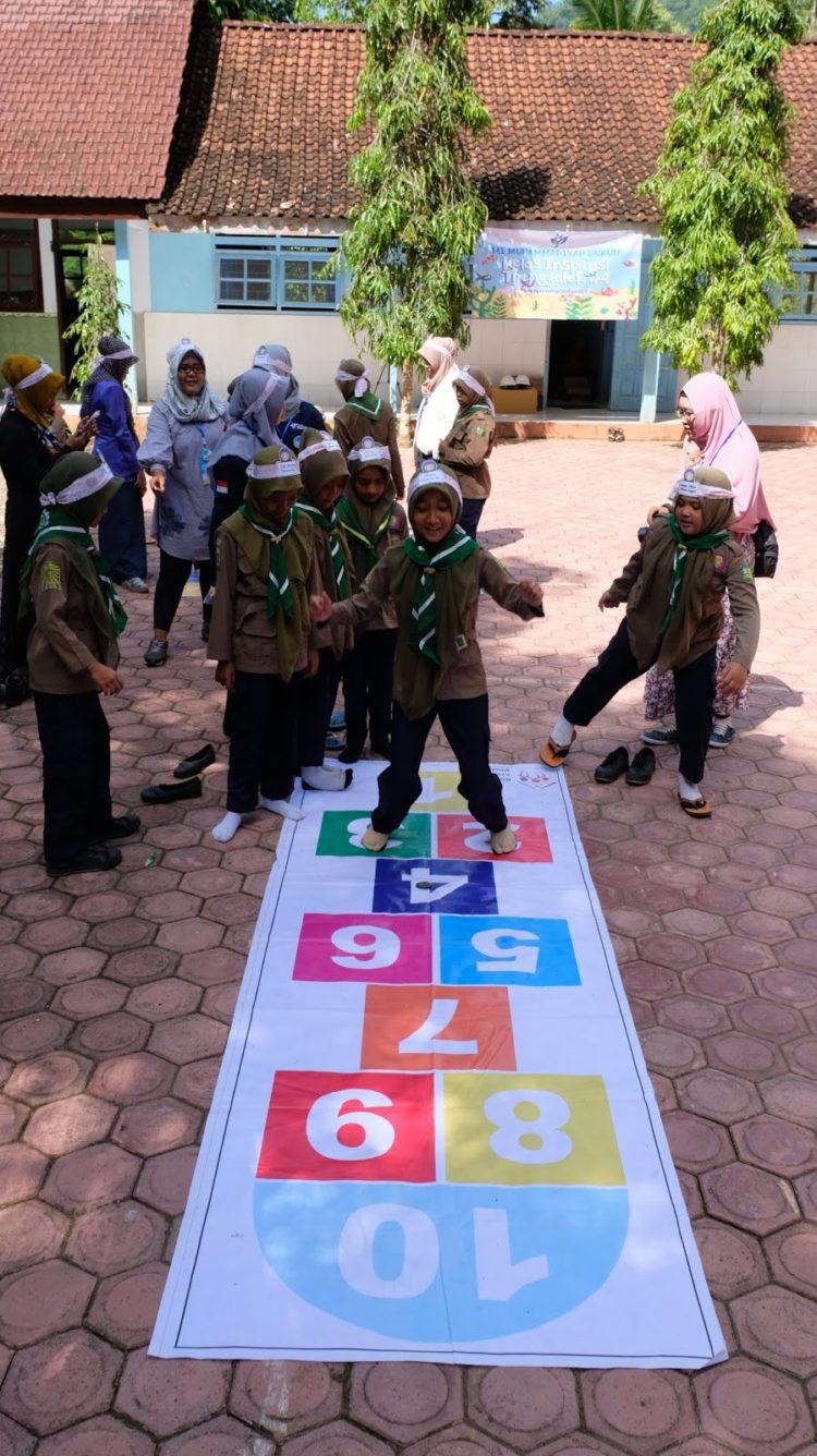 media pembelajaran cerpen