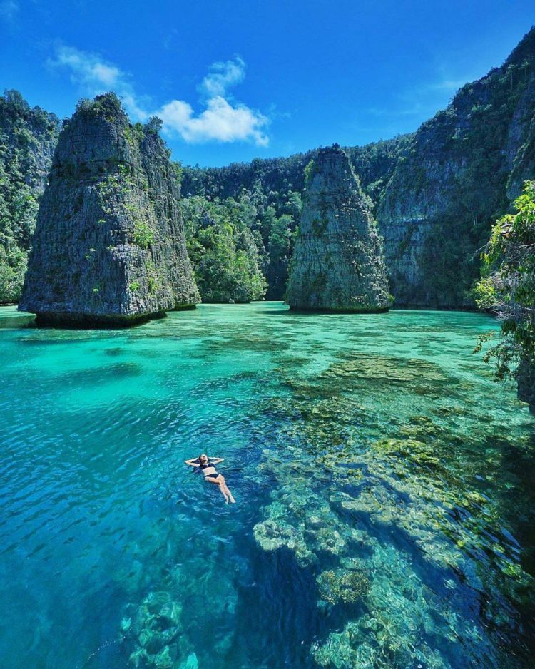 raja ampat terletak di