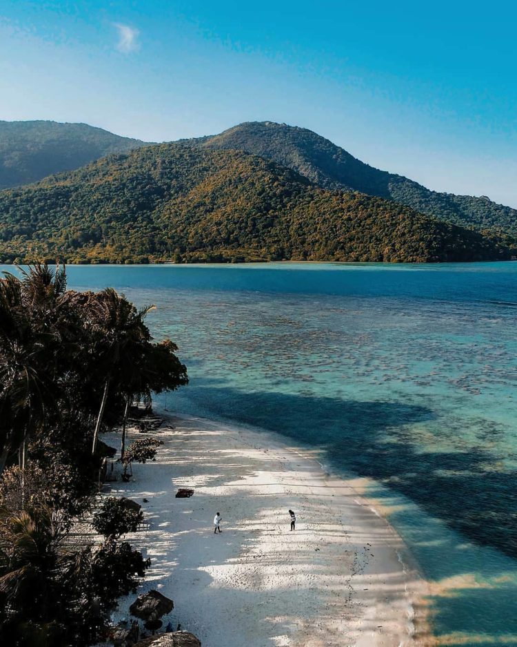 karimun jawa gereja