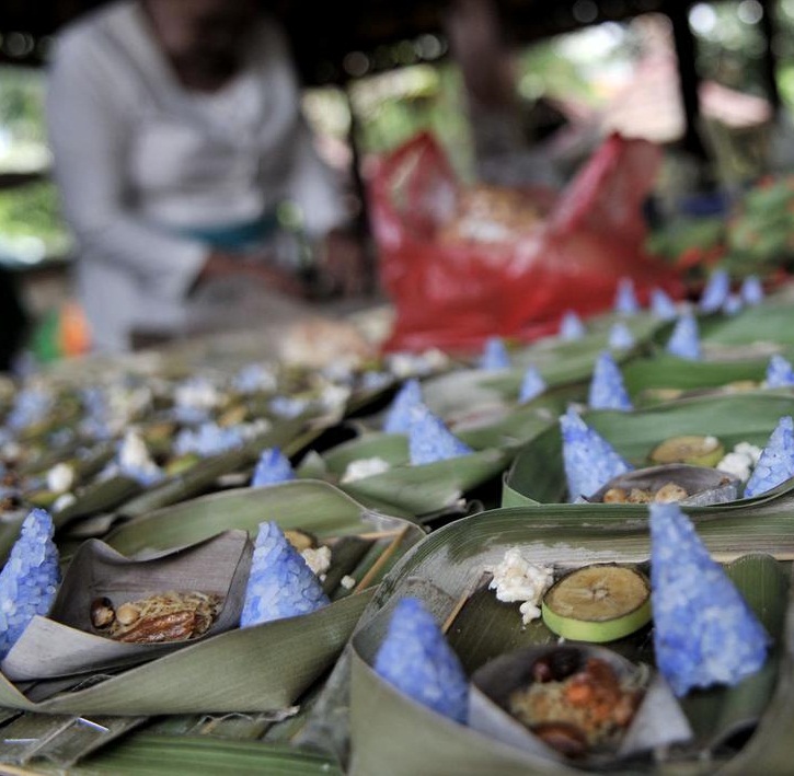 gotong royong gambar