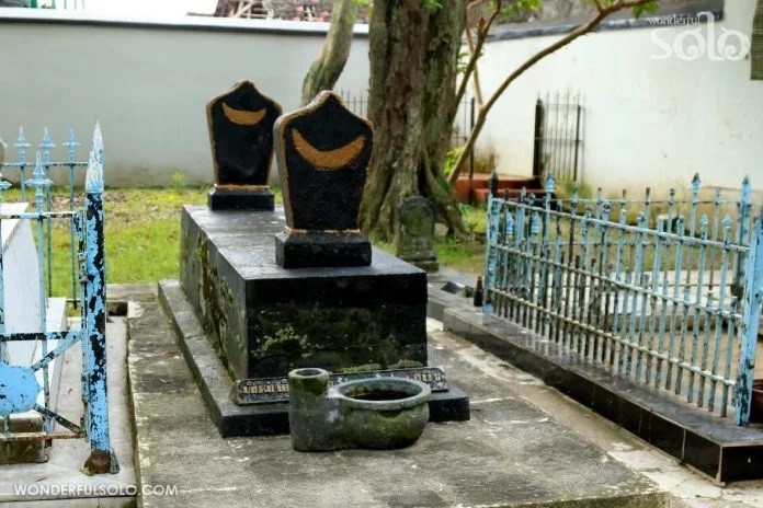 Makam Ki Ageng Henis Pendiri Masjid Kerajaan Pajang