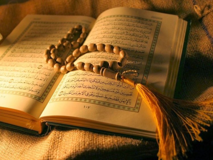 Shalat Istikharah dan Doa Bahasa Arab