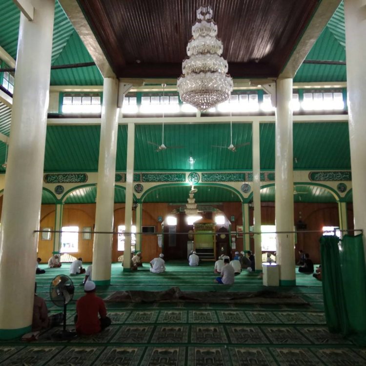 kerajaan islam di pontianak adalah