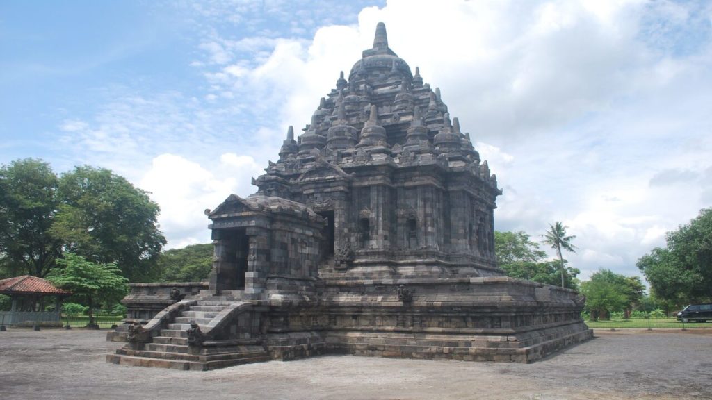 Kerajaan Kalingga / Holing (SEJARAH, PENINGGALAN, KEJAYAAN)