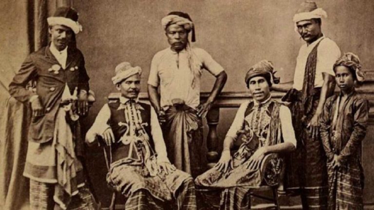 gambar kerajaan waigeo di papua