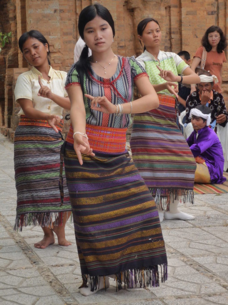 wisata kebudayaan kerajaan champa di vietnam