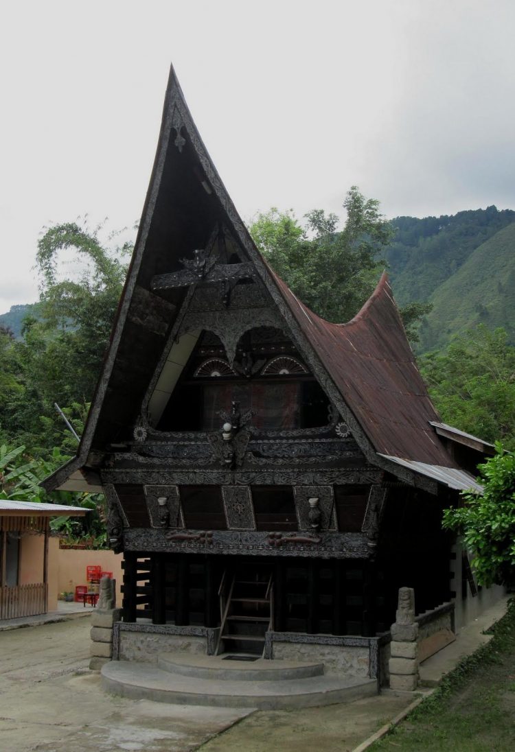 ilustrasi rumah adat sumatera padu kingking