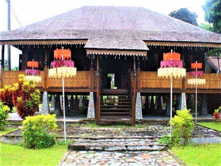ilustrasi rumah adat sumatera panggung bangka belitung
