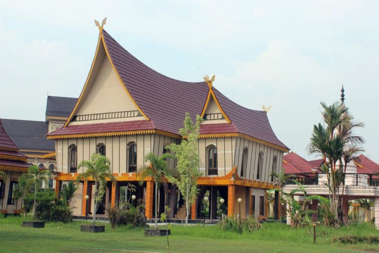 8 Rumah Adat Sumatera Utara Batak TOBA KARO SIMALUNGUN 