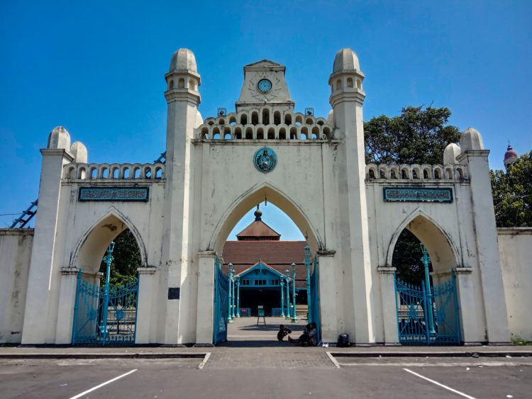 masjid peninggalan bisa dipakai untuk mempelajari sejarah kerajaan mataram islam