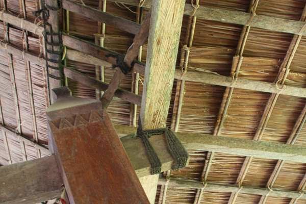 letakArsitektur Bangunan Rumah Sasadu Maluku