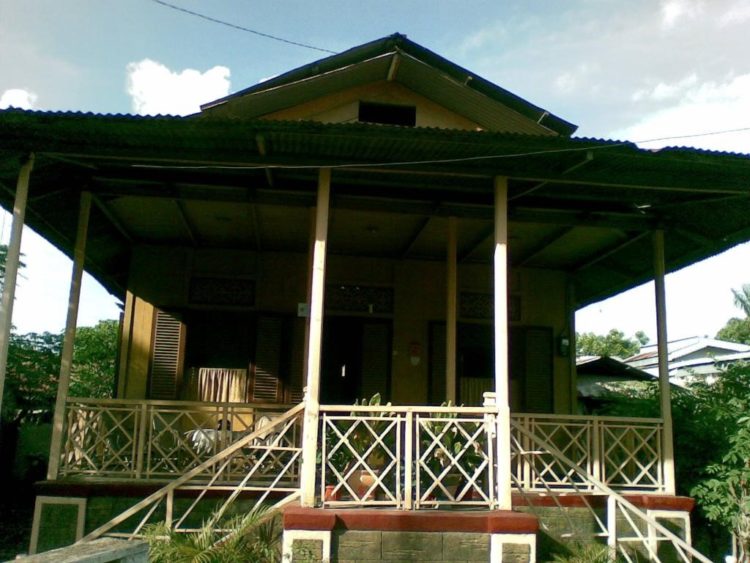 asal usul rumah adat gorontalo