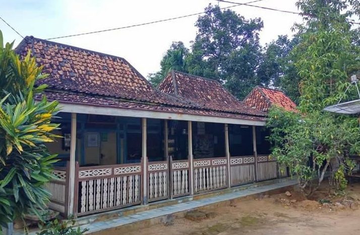 fakta menarik rumah adat madura