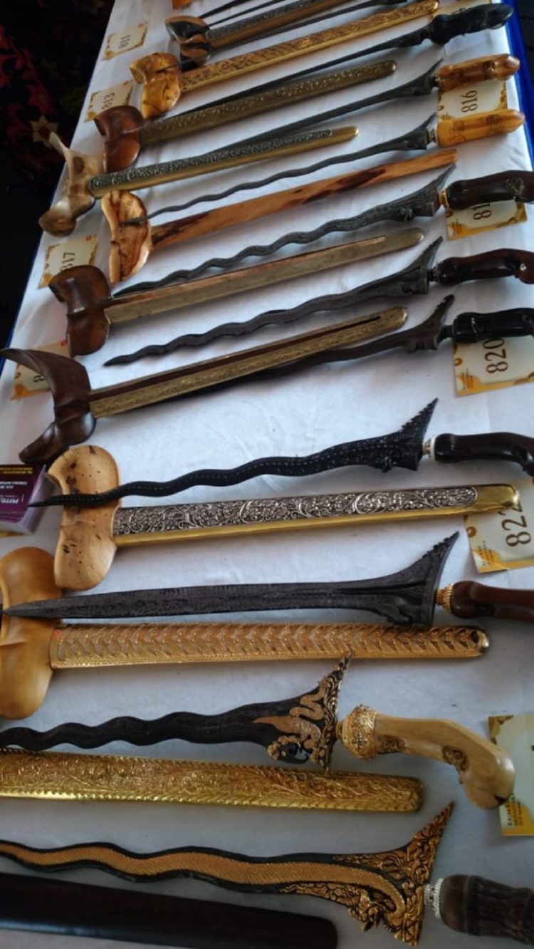 Keris senjata tradisional jawa timur