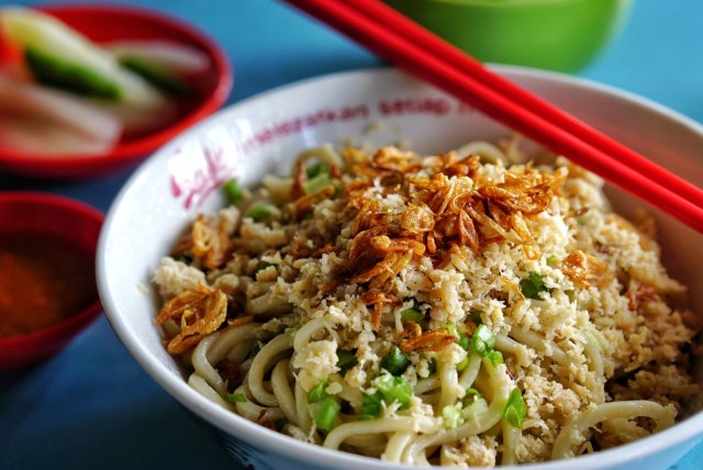 mie ayam ahem Makanan khas Banyuwangi