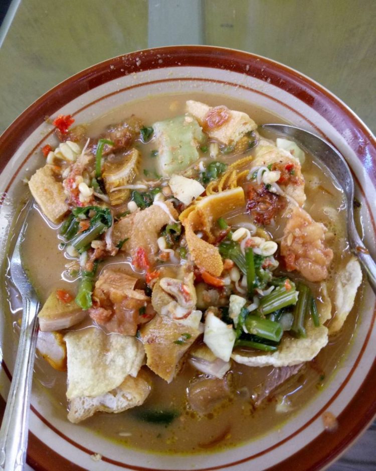 rujak soto Makanan khas Banyuwangi