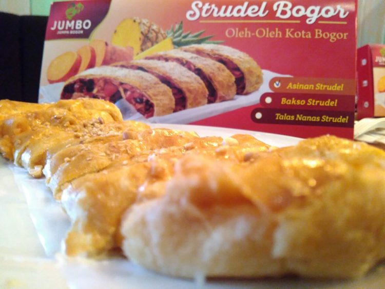 gambar Oleh-Oleh Khas Bogor Strudel Bogor