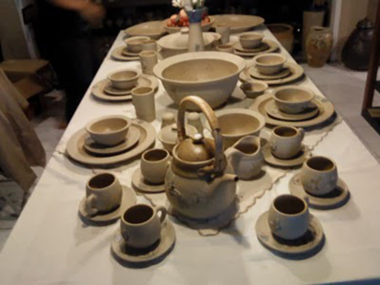 harga Oleh-Oleh Khas Bogor keramik