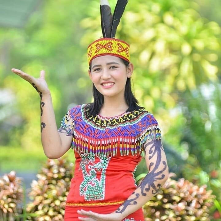 Warna warni pakaian adat Kalimantan Utara dan maknanya