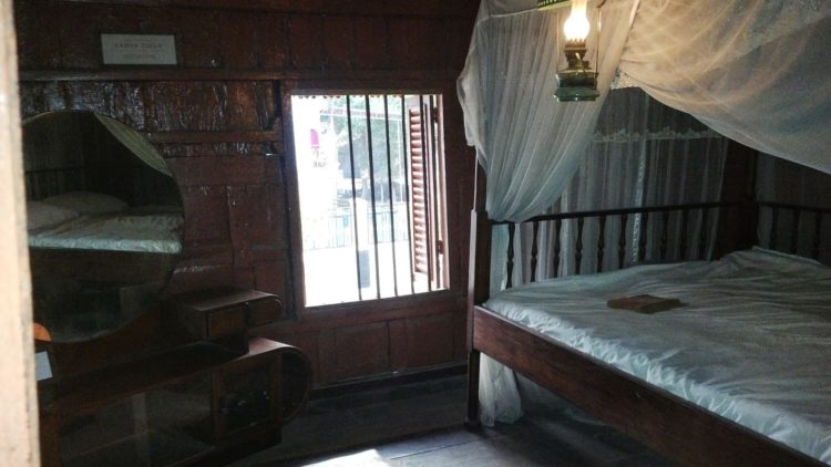 kamar tiduur tamu rumah kebaya