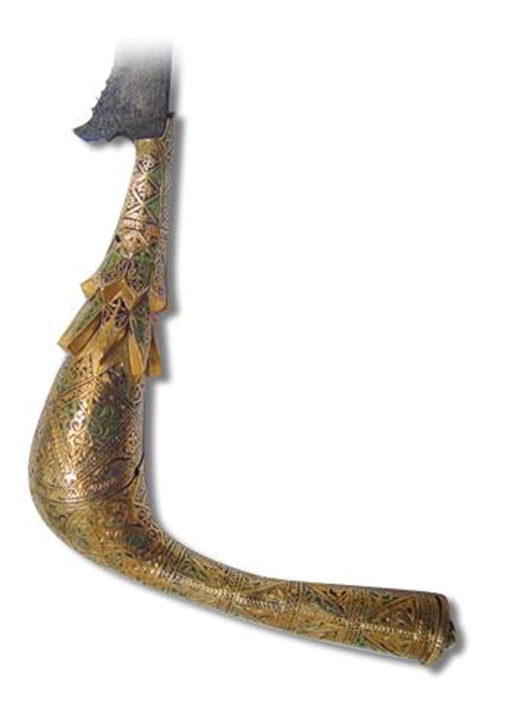 Rencong meupecok sebagai senjata tradisional aceh (NAD)