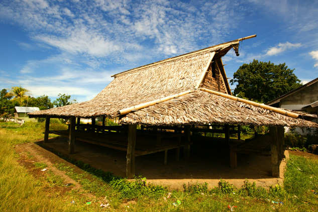 gambar Rumah Sasadu Maluku