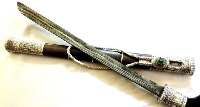 alamang adalah senjata tradisional sulawesi selatan
