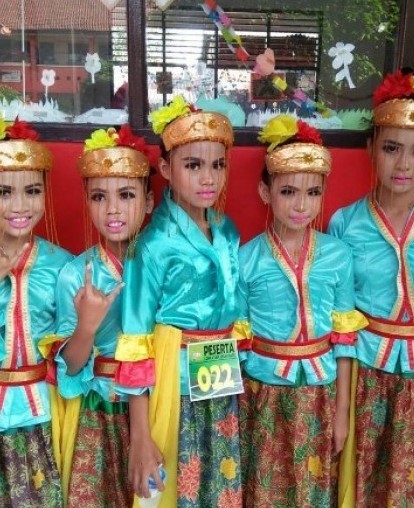 3 Pakaian Adat Betawi  Asli Pria dan Wanita  NAMA 