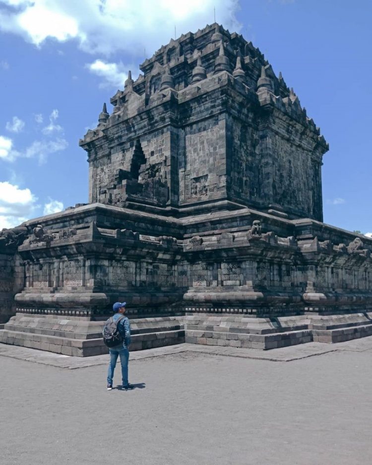 gambar candi mendut peninggalan kerajaan mataram kuno