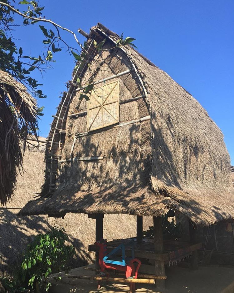foto rumah adat lombok bale