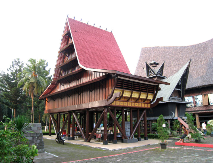  rumah adat nias bagian selatan