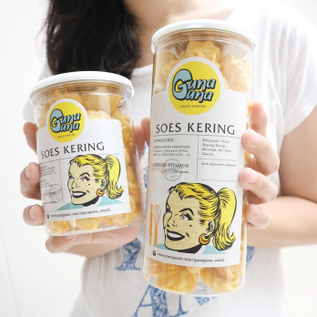 Guna Guna Snack adalah Oleh Oleh Khas Surabaya