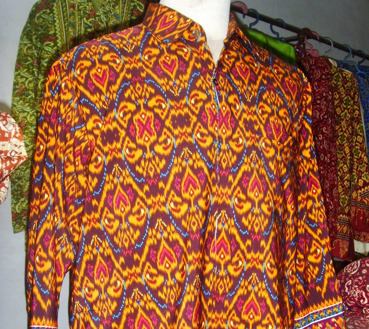 ilustrasi kain cual motif benda pakaian adat bangka belitung
