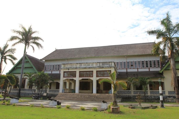 museum asi mbojo adalah peninggalan kerajaan lombok dan bima