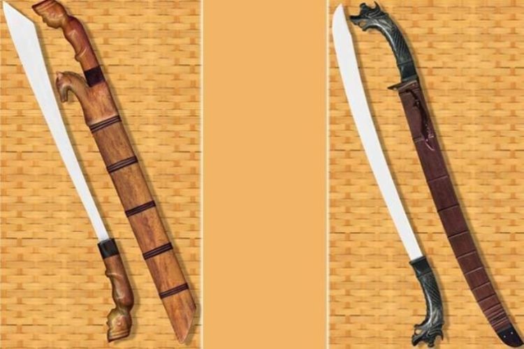 gambar klewang senjata tradisional sumatera barat