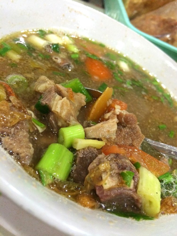 empal asam makanan khas Cirebon