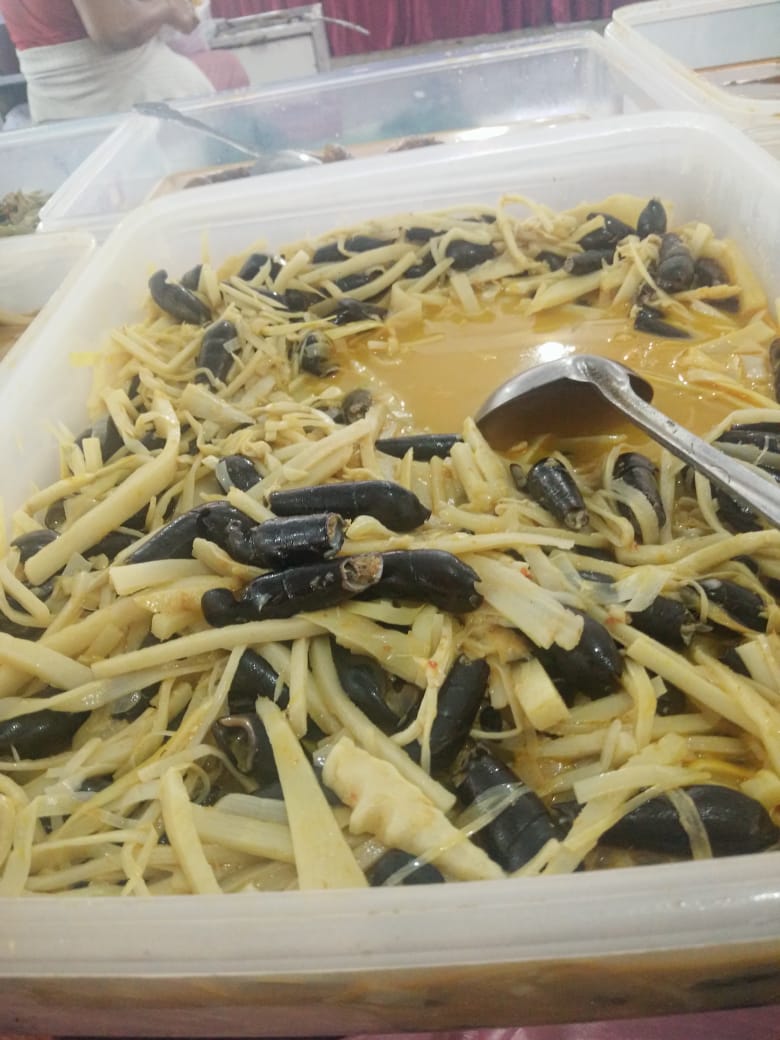 nama makanan khas bengkulu rebung asam undak liling