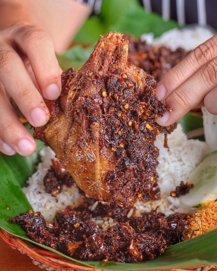 35 Makanan Khas Jawa Timur NAMA PENJELASAN GAMBAR  