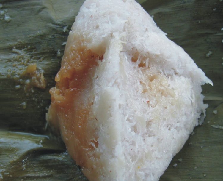ilustrasi makanan khas lombok kue iwel