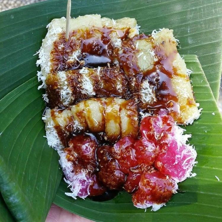 kenyalnya makanan khas purwokerto Cenil