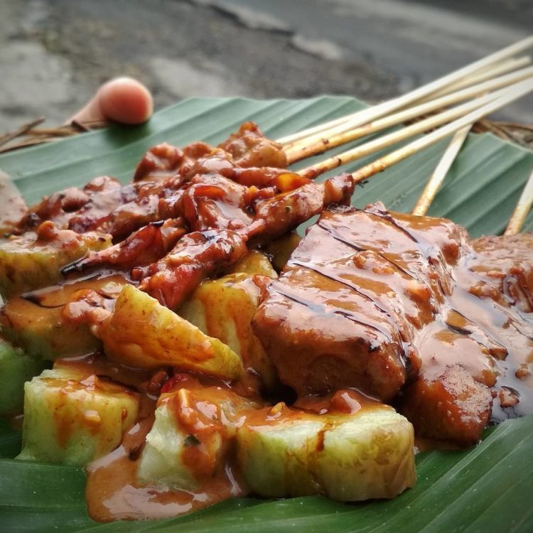 harga makanan khas solo Sate-Kere-Mbak-Tug