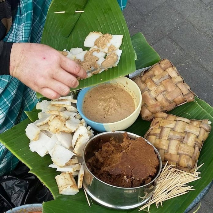 harga makanan khas solo cabuk rambak solo