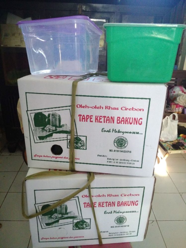 oleh oleh khas cirebon Tape Ketan terbuat dari