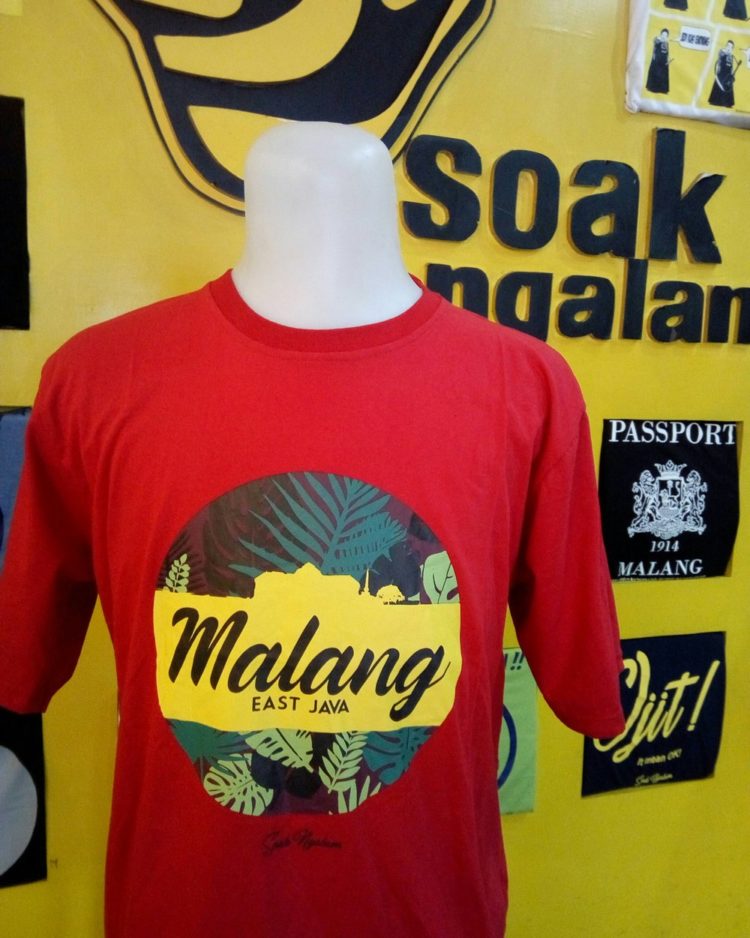 foto oleh-oleh khas malang kaos