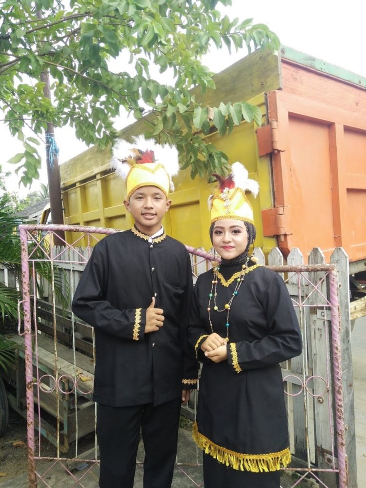 pakaian adat Kalimantan Utara