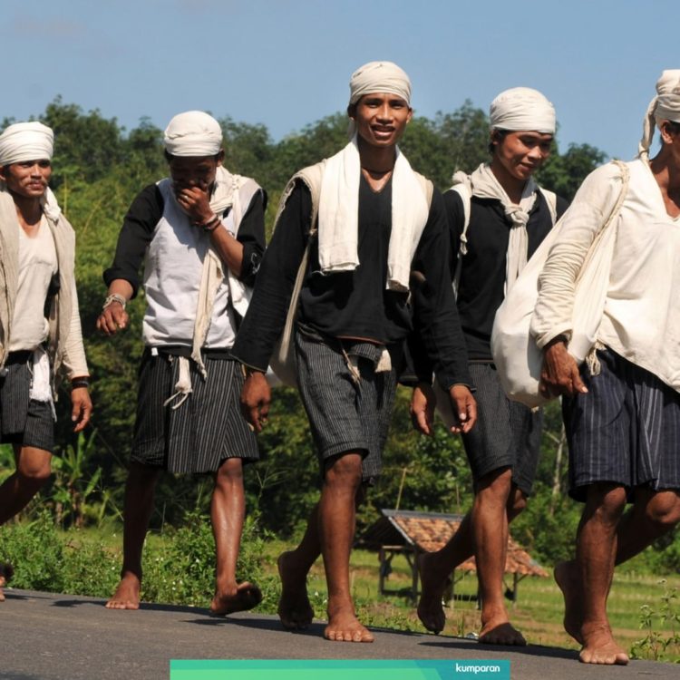 4 Pakaian  Adat  Banten Baduy  Lengkap dengan Nama Gambar