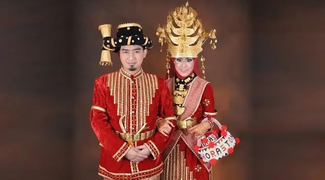 gambar pakaian adat sumatra utara suku mandailing